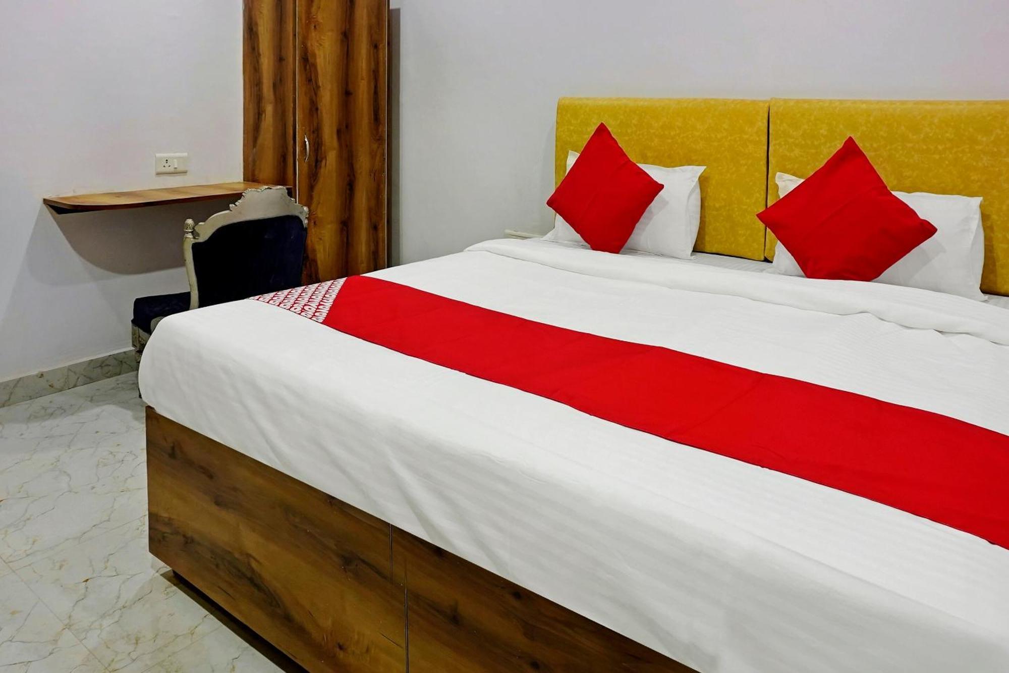 Collection O Gauri Shree Hotel Bhopal Bagian luar foto